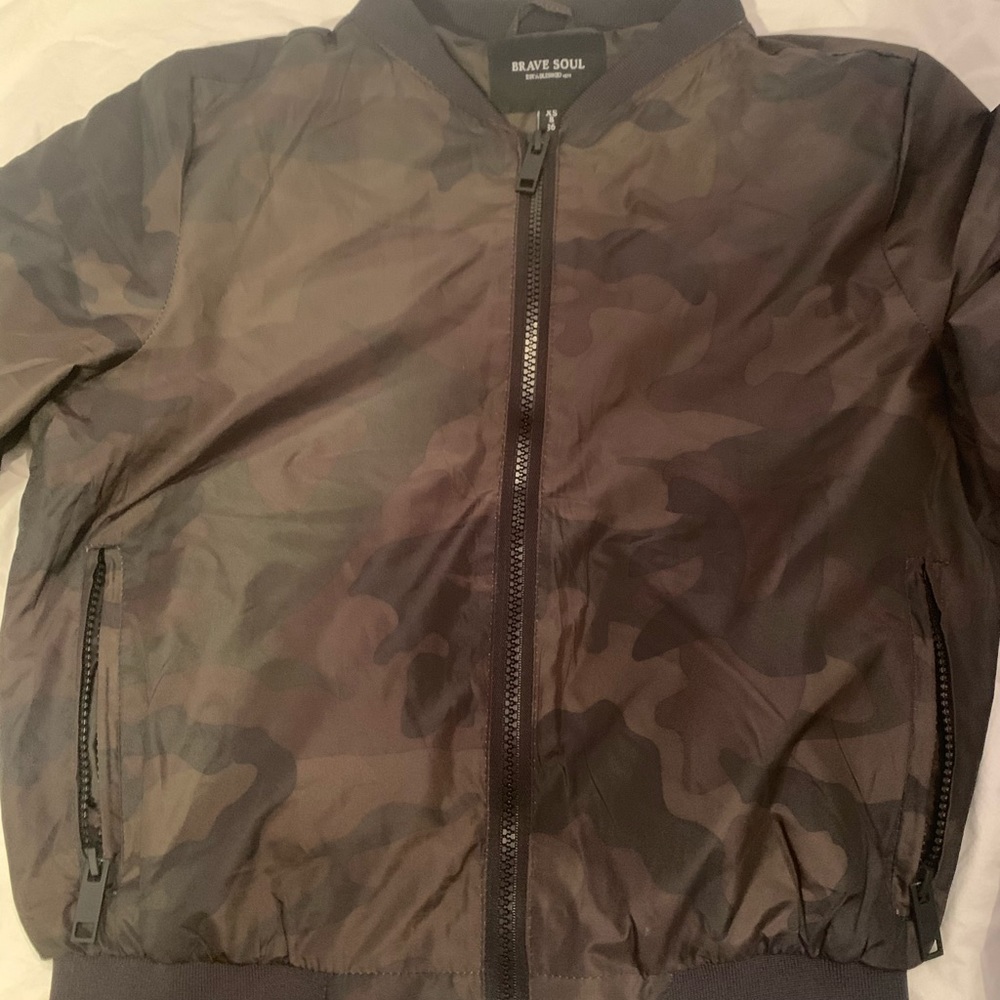 Camo bomber jacket